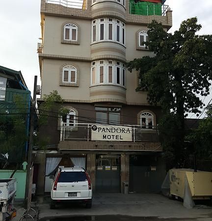 Pandora Motel Yangon Dış mekan fotoğraf