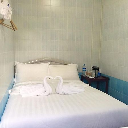 Pandora Motel Yangon Dış mekan fotoğraf