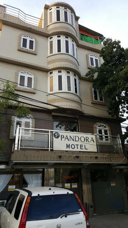 Pandora Motel Yangon Dış mekan fotoğraf