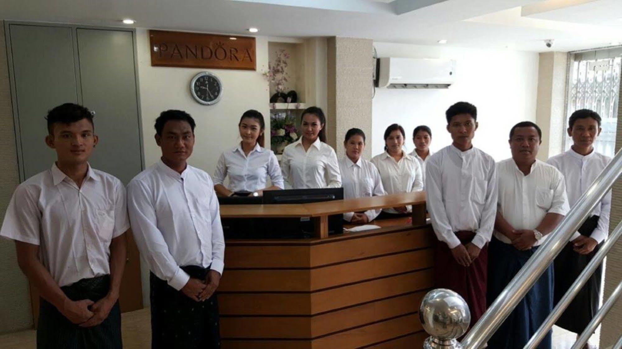 Pandora Motel Yangon Dış mekan fotoğraf